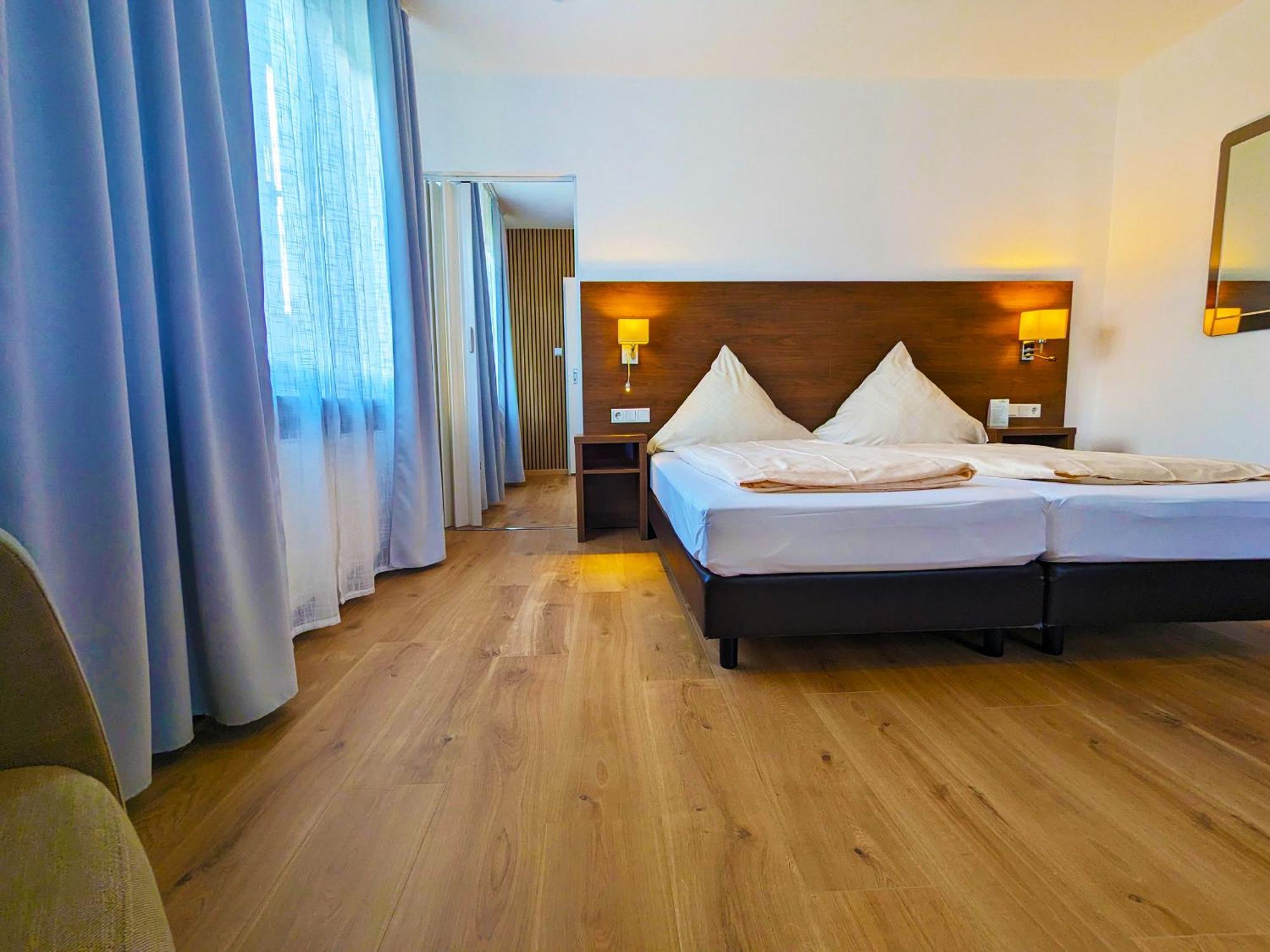 Hotel Berghof Wasserkuppe & Gaestehaus Fuldaquelle Gersfeld Szoba fotó