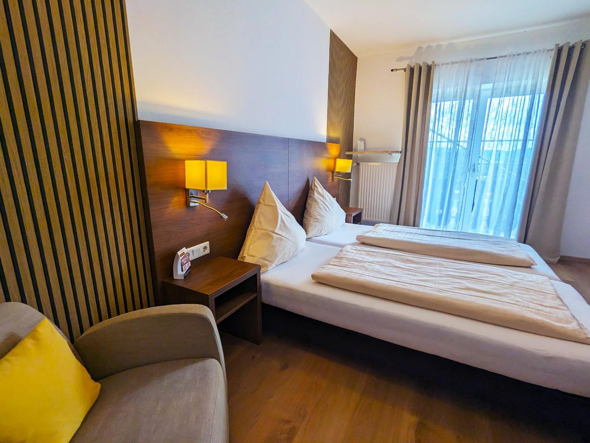 Hotel Berghof Wasserkuppe & Gaestehaus Fuldaquelle Gersfeld Szoba fotó