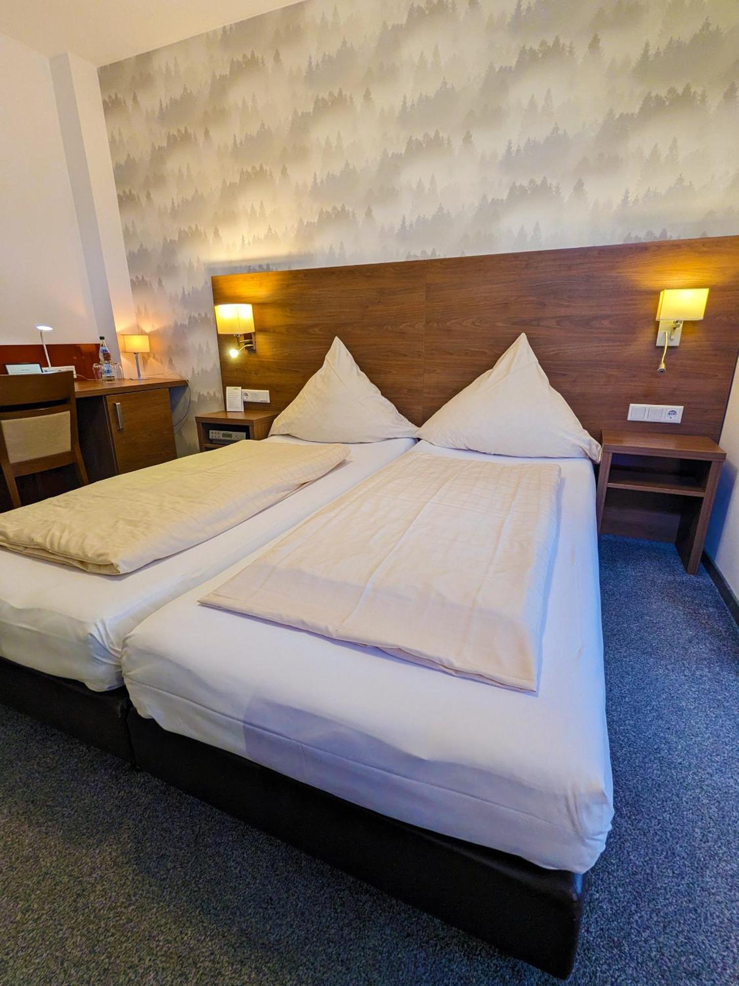 Hotel Berghof Wasserkuppe & Gaestehaus Fuldaquelle Gersfeld Kültér fotó