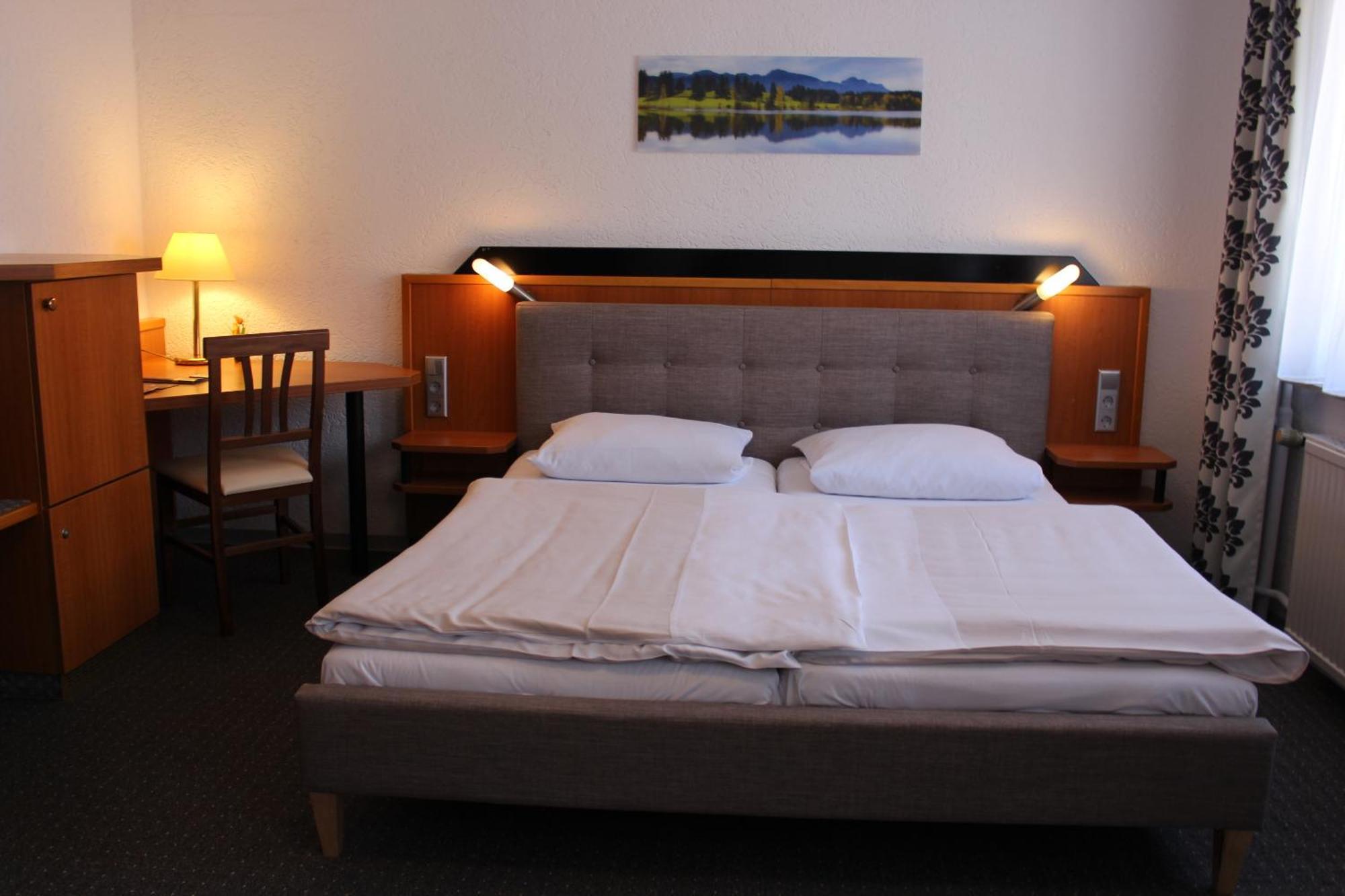 Hotel Berghof Wasserkuppe & Gaestehaus Fuldaquelle Gersfeld Szoba fotó