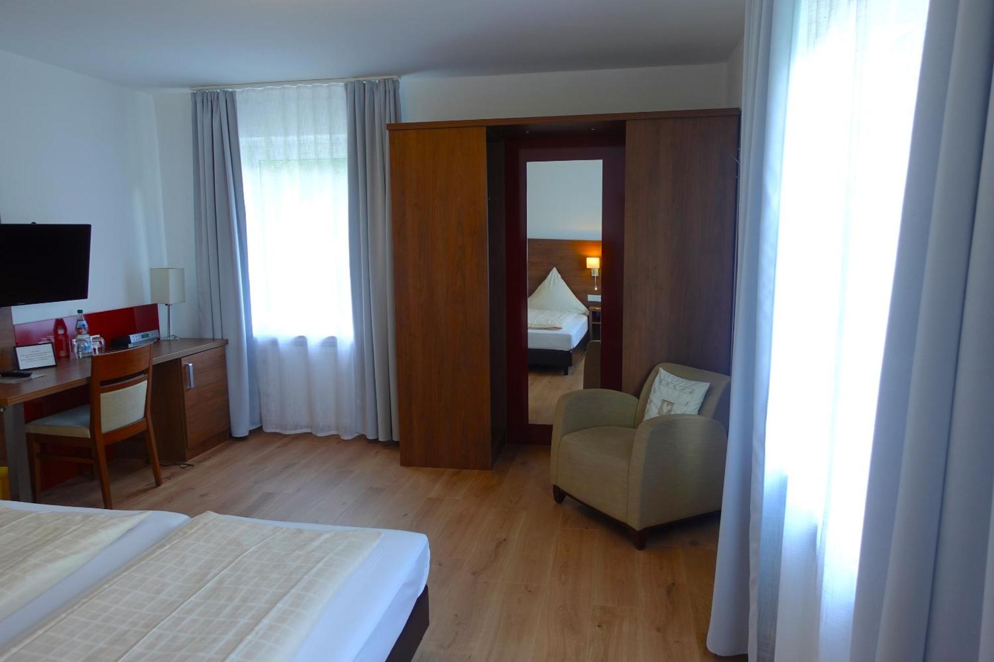 Hotel Berghof Wasserkuppe & Gaestehaus Fuldaquelle Gersfeld Szoba fotó