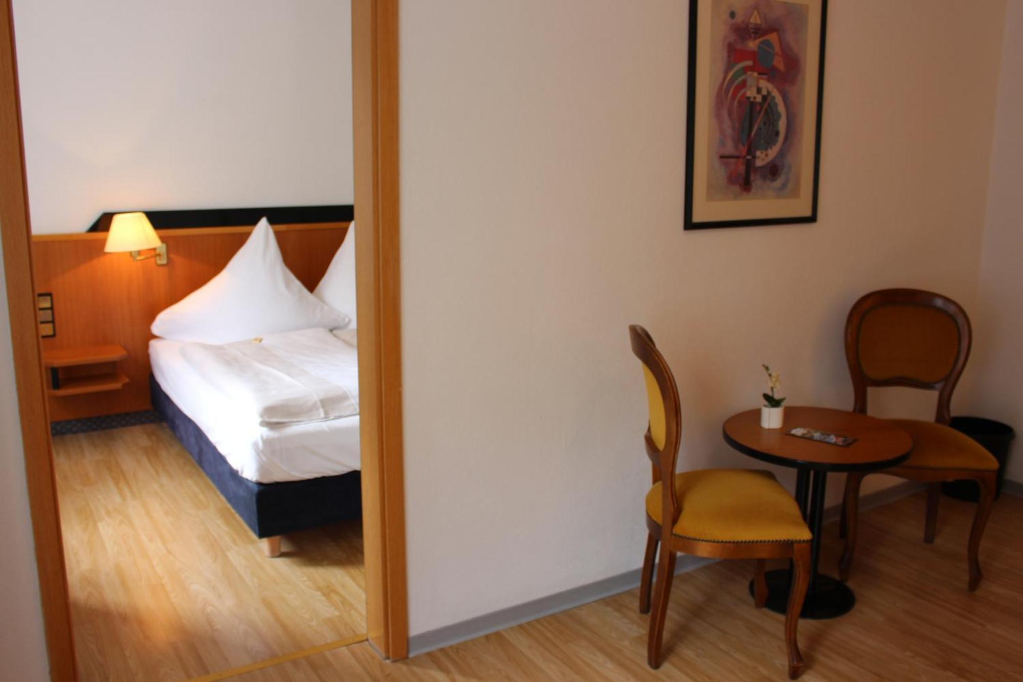 Hotel Berghof Wasserkuppe & Gaestehaus Fuldaquelle Gersfeld Szoba fotó