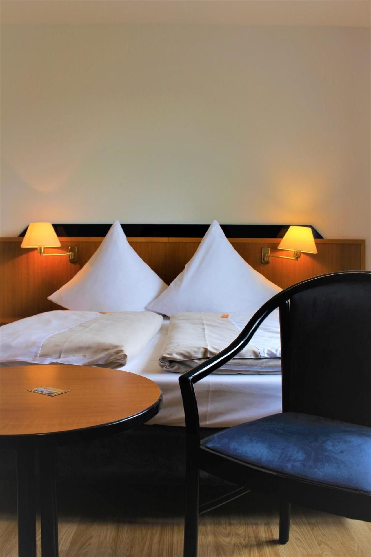 Hotel Berghof Wasserkuppe & Gaestehaus Fuldaquelle Gersfeld Szoba fotó